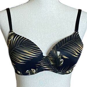 PINK VICTORIA SECRET WEAR EVERYWHERE SIZE 36C BRA